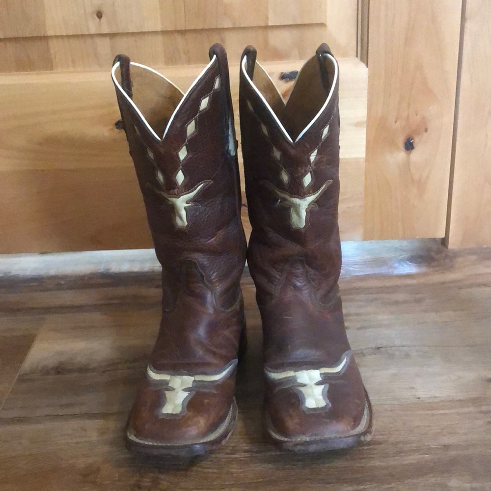 Unique Retired Tony Lama Longhorn Boots